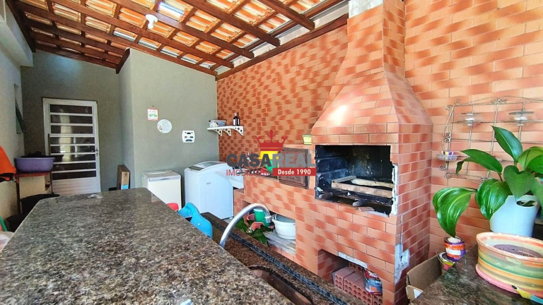Imagem Casa com 4 Quartos à Venda, 176 m² em Coroados - Guaratuba Imagem Casa com 4 Quartos à Venda, 176 m² em Coroados - Guaratuba