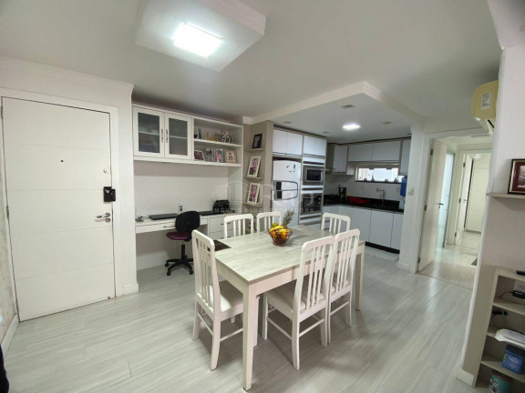 Imagem Apartamento com 2 Quartos à Venda, 76 m² em Centro - Balneário Camboriú Imagem Apartamento com 2 Quartos à Venda, 76 m² em Centro - Balneário Camboriú
