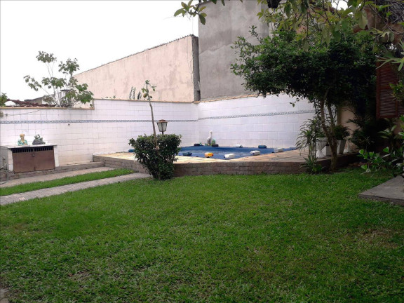Imagem Casa com 6 Quartos à Venda, 450 m² em Fazendinha - Araruama Imagem Casa com 6 Quartos à Venda, 450 m² em Fazendinha - Araruama
