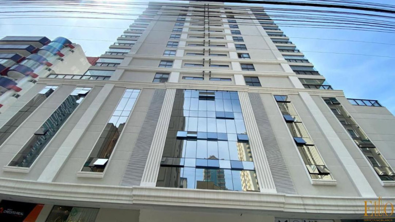Apartamento com 3 Quartos à Venda, 110 m² em Meia Praia - Itapema
