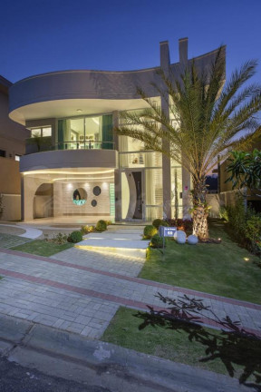 Imagem Casa com 4 Quartos à Venda, 379 m² em Tamboré - Santana De Parnaíba Imagem Casa com 4 Quartos à Venda, 379 m² em Tamboré - Santana De Parnaíba