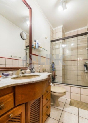 Imagem Imóvel com 3 Quartos à Venda, 168 m² em Petrópolis - Porto Alegre