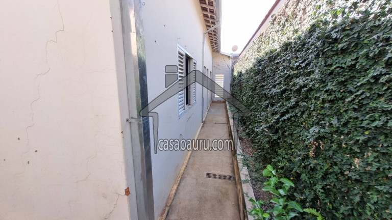 Imagem Casa com 3 Quartos à Venda, 242 m² em Vila Brunhari - Bauru