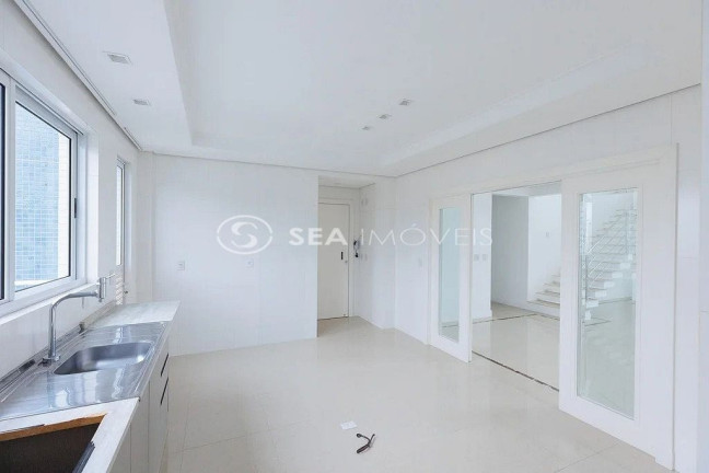 Imagem Apartamento com 2 Quartos à Venda, 252 m² em Centro - Balneário Camboriú Imagem Apartamento com 2 Quartos à Venda, 252 m² em Centro - Balneário Camboriú
