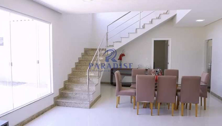 Imagem Casa com 6 Quartos à Venda, 330 m² em Guarajuba (monte Gordo) - Camaçari Imagem Casa com 6 Quartos à Venda, 330 m² em Guarajuba (monte Gordo) - Camaçari