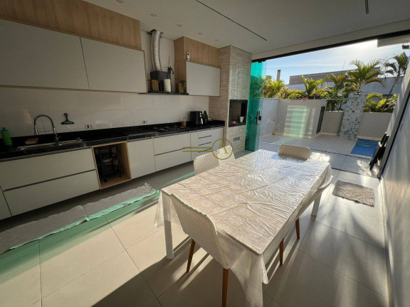 Imagem Casa de Condomínio com 3 Quartos à Venda, 163 m² em Jardim Márcia - Peruíbe Imagem Casa de Condomínio com 3 Quartos à Venda, 163 m² em Jardim Márcia - Peruíbe