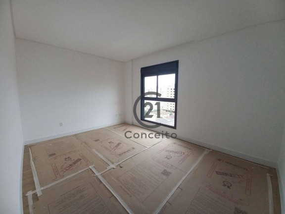 Imagem Apartamento com 3 Quartos à Venda, 129 m² em Estreito - Florianópolis Imagem Apartamento com 3 Quartos à Venda, 129 m² em Estreito - Florianópolis