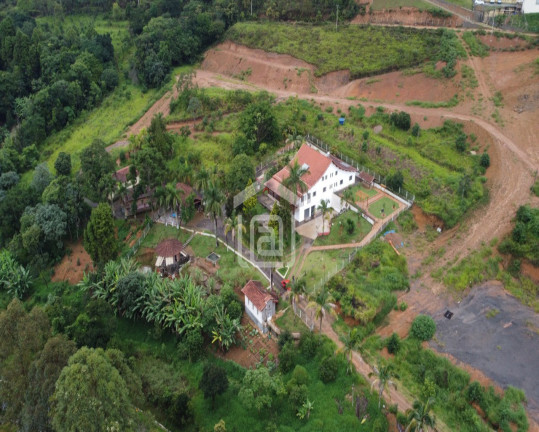 Imagem Imóvel com 4 Quartos à Venda, 5.000 m² em Morada Dos Pássaros - Poços De Caldas Imagem Imóvel com 4 Quartos à Venda, 5.000 m² em Morada Dos Pássaros - Poços De Caldas