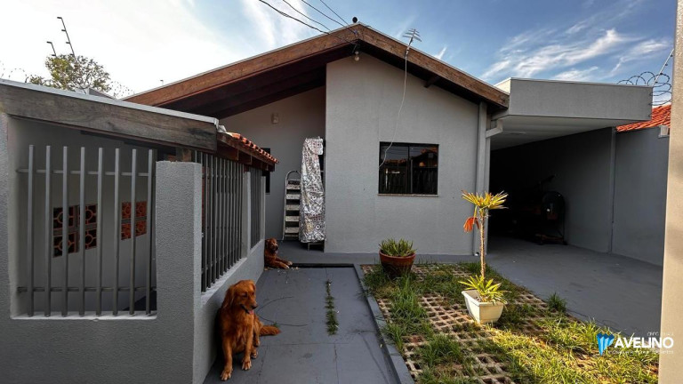 Casa de Condomínio com 3 Quartos à Venda, 122 m² em Parque Residencial Rita Vieira - Campo Grande