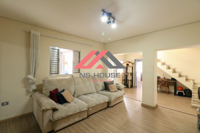 Imagem Casa com 3 Quartos à Venda, 161 m² em Santa Maria - Santo André