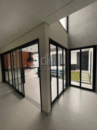 Casa com 3 Quartos à Venda, 250 m² em Indaiatuba