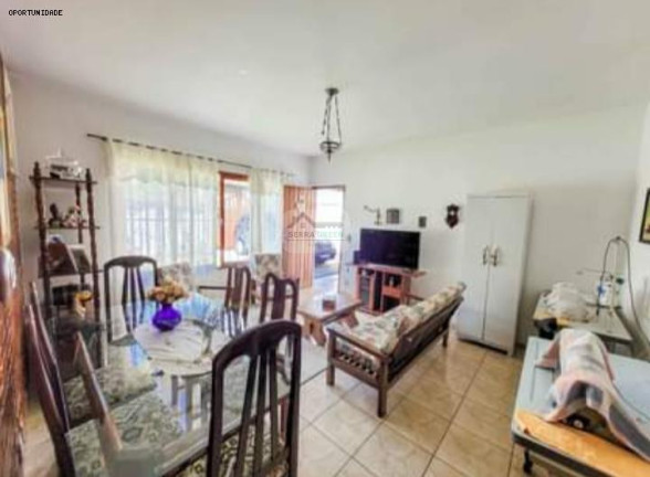 Imagem Casa com 3 Quartos à Venda, 297 m² em Bom Retiro - Teresópolis Imagem Casa com 3 Quartos à Venda, 297 m² em Bom Retiro - Teresópolis