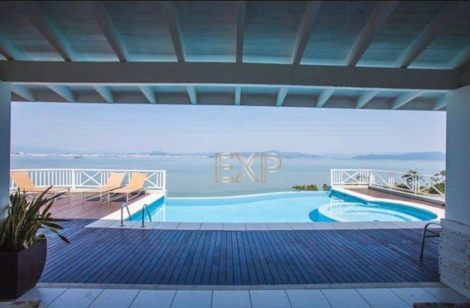 Imagem Casa com 9 Quartos à Venda, 757 m² em Cacupé - Florianópolis Imagem Casa com 9 Quartos à Venda, 757 m² em Cacupé - Florianópolis
