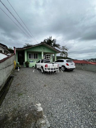 Casa com 3 Quartos à Venda, 65 m² em Bom Retiro - Joinville