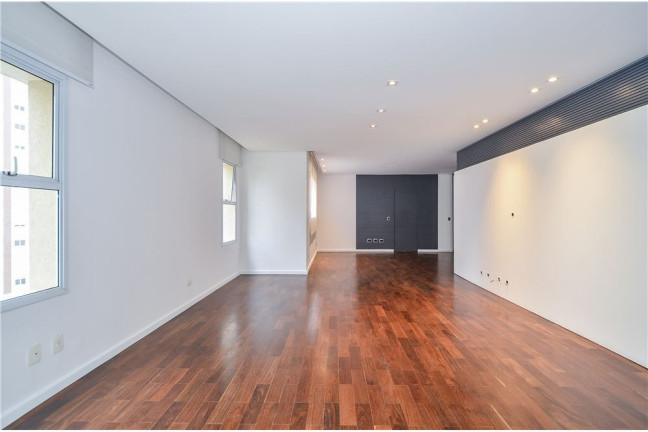 Imagem Apartamento com 3 Quartos à Venda, 235 m² em Vila Suzana - São Paulo