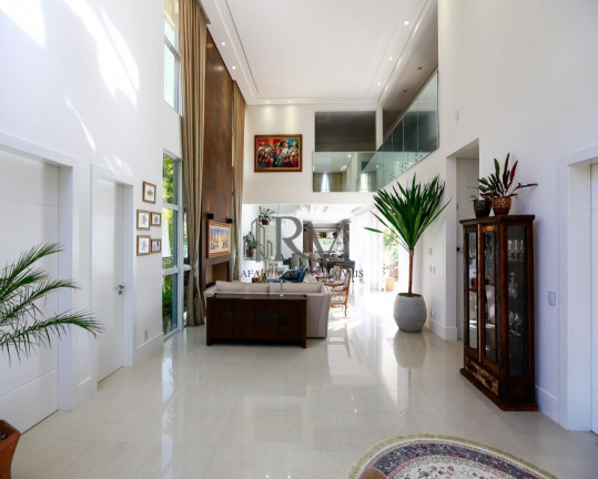 Imagem Casa com 4 Quartos à Venda, em Córrego Grande - Florianópolis Imagem Casa com 4 Quartos à Venda, em Córrego Grande - Florianópolis