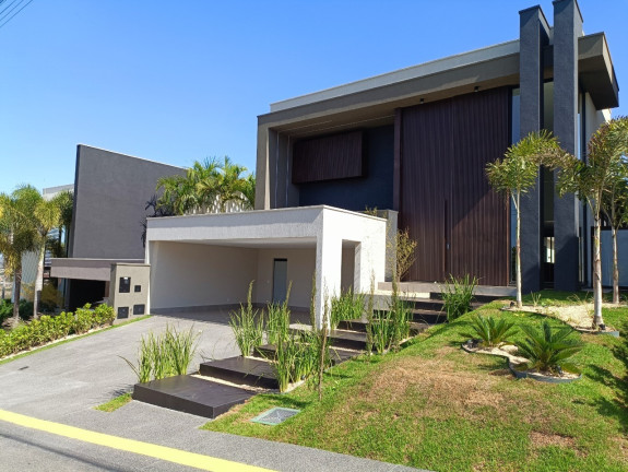 Imagem Casa de Condomínio com 4 Quartos à Venda, 734 m² em Condomínio Do Lago - Goiânia