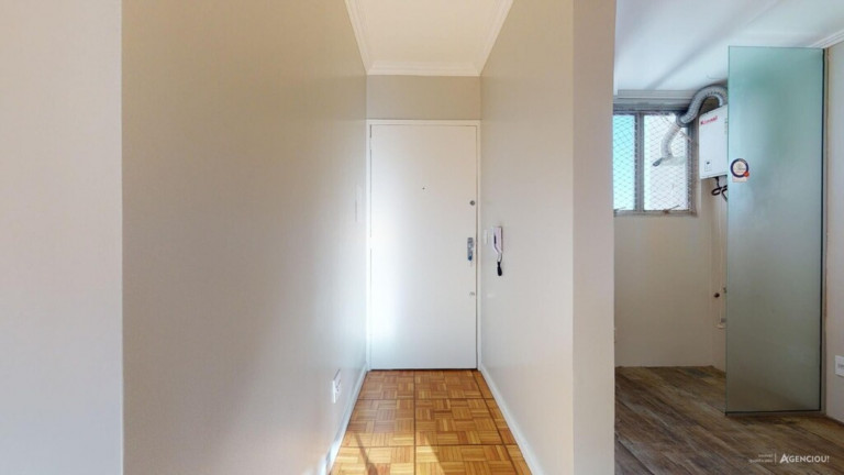 Imagem Imóvel com 1 Quarto à Venda, 43 m² em Centro Histórico - Porto Alegre Imagem Imóvel com 1 Quarto à Venda, 43 m² em Centro Histórico - Porto Alegre