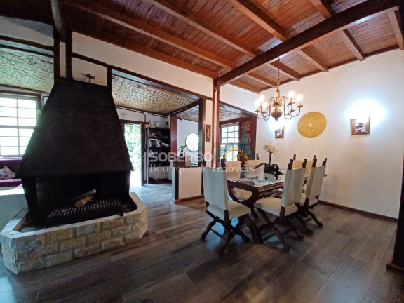 Imagem Casa com 14 Quartos à Venda, 1.700 m² em Albuquerque - Teresópolis Imagem Casa com 14 Quartos à Venda, 1.700 m² em Albuquerque - Teresópolis
