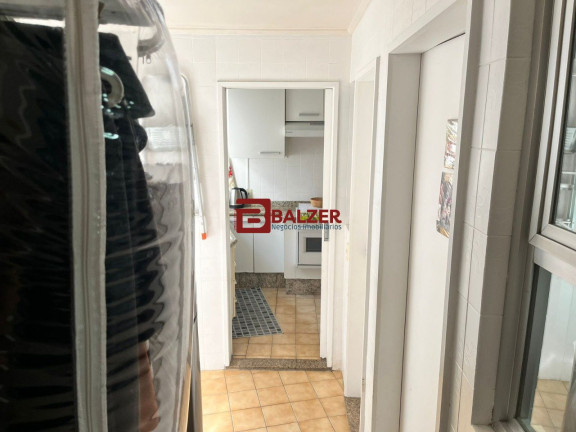 Imagem Apartamento com 3 Quartos à Venda, 128 m² em Centro - Florianópolis Imagem Apartamento com 3 Quartos à Venda, 128 m² em Centro - Florianópolis