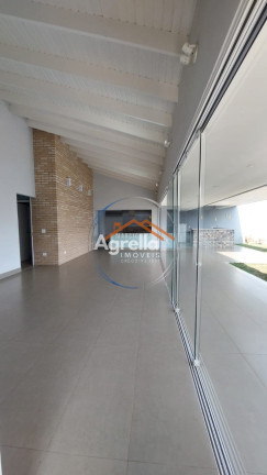 Imagem Casa com 3 Quartos à Venda, 242 m² em Jardim Brasilia - Mogi Mirim Imagem Casa com 3 Quartos à Venda, 242 m² em Jardim Brasilia - Mogi Mirim