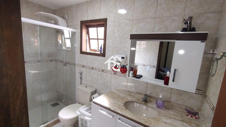 Imagem Casa com 3 Quartos à Venda, 225 m² em Serra Grande - Niterói Imagem Casa com 3 Quartos à Venda, 225 m² em Serra Grande - Niterói