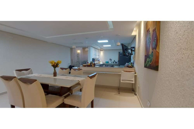 Imagem Casa com 4 Quartos à Venda, em Cambuci - São Paulo Imagem Casa com 4 Quartos à Venda, em Cambuci - São Paulo