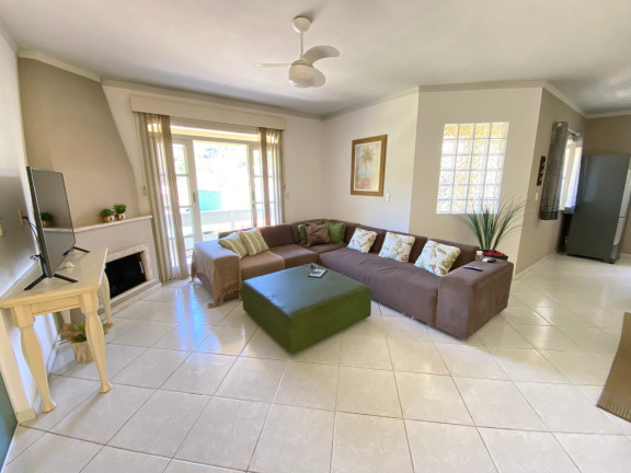 Imagem Casa com 3 Quartos à Venda, 800 m² em São Pedro - Brusque Imagem Casa com 3 Quartos à Venda, 800 m² em São Pedro - Brusque