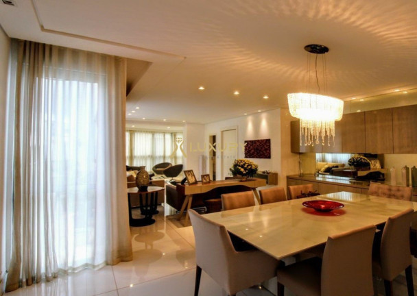 Imagem Imóvel com 4 Quartos à Venda, 320 m² em Belvedere - Belo Horizonte