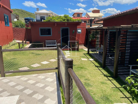 Imagem Edifício Residencial com 7 Quartos à Venda, 290 m² em Vila Esperança - Imbituba Imagem Edifício Residencial com 7 Quartos à Venda, 290 m² em Vila Esperança - Imbituba