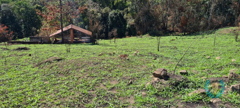 Imagem Chácara com 3 Quartos à Venda, 250 m² em Centro (canguera) - São Roque