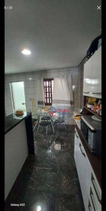 Imagem Sobrado com 4 Quartos à Venda, 280 m² em Roça Grande - Colombo Imagem Sobrado com 4 Quartos à Venda, 280 m² em Roça Grande - Colombo