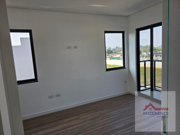 Sobrado com 3 Quartos à Venda, 107 m² em Guaraituba - Colombo