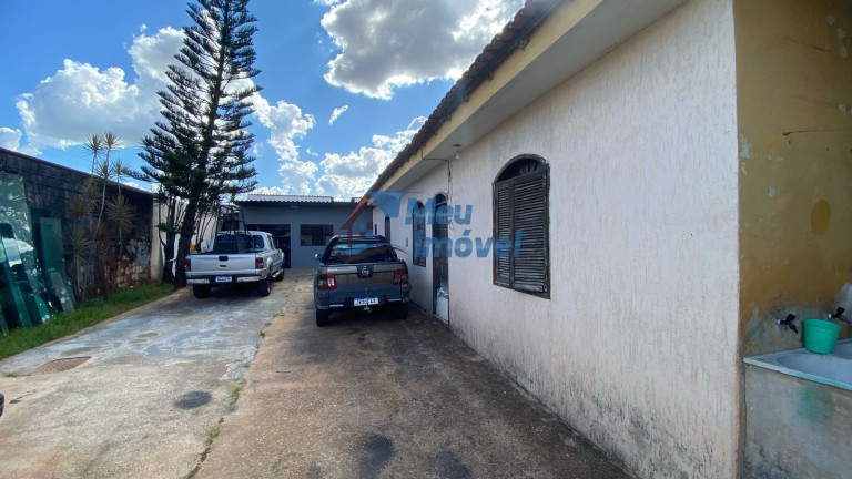 Imagem Casa com 3 Quartos à Venda, 400 m² em Taguatinga Norte (taguatinga) - Brasília Imagem Casa com 3 Quartos à Venda, 400 m² em Taguatinga Norte (taguatinga) - Brasília