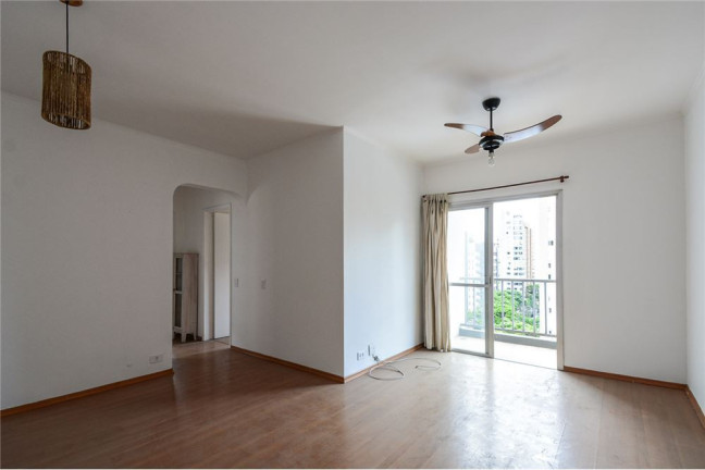 Imagem Apartamento com 2 Quartos à Venda, 63 m² em Moema - São Paulo