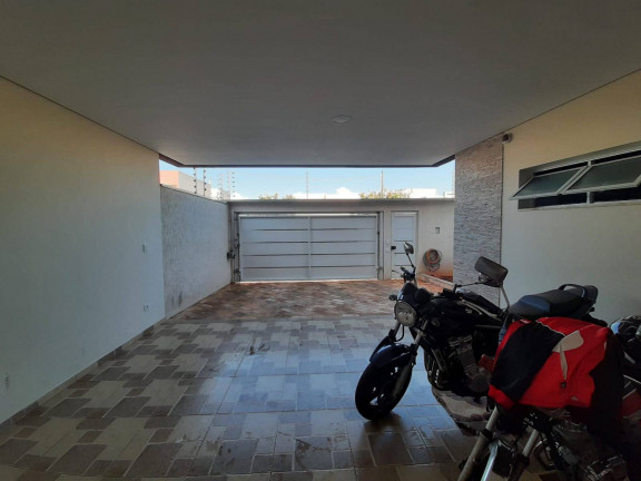 Imagem Casa com 4 Quartos à Venda, 316 m² em Centro - Boituva Imagem Casa com 4 Quartos à Venda, 316 m² em Centro - Boituva