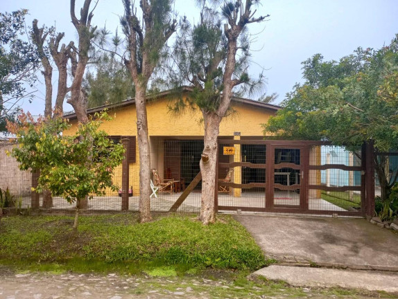 Imagem Casa com 3 Quartos para Temporada, 90 m² em Nova Tramandaí - Tramandaí
