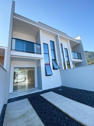 Imagem Casa com 2 Quartos à Venda, 94 m² em Jaraguá 84 - Jaraguá Do Sul Imagem Casa com 2 Quartos à Venda, 94 m² em Jaraguá 84 - Jaraguá Do Sul