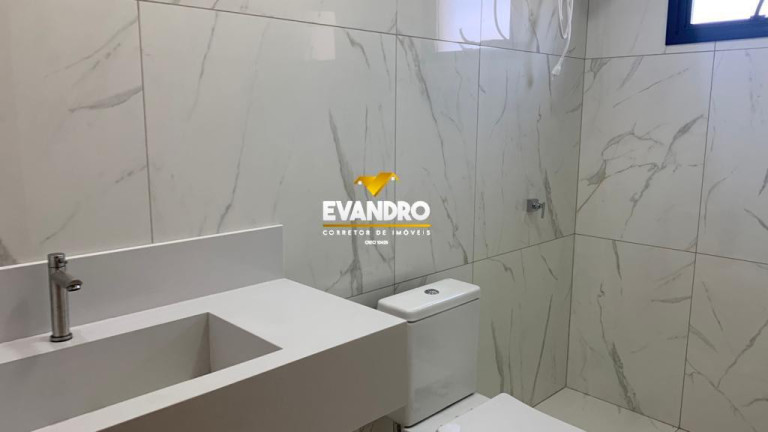 Imagem Casa com 3 Quartos à Venda, 250 m² em Condomínio Primor Das Torres - Cuiabá