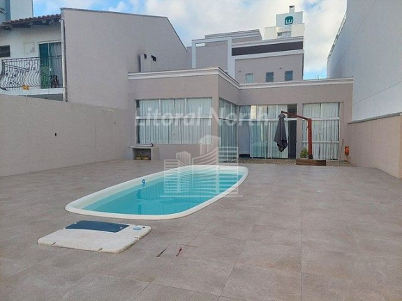 Imagem Sobrado com 3 Quartos à Venda, 250 m² em São Judas - Itajaí Imagem Sobrado com 3 Quartos à Venda, 250 m² em São Judas - Itajaí