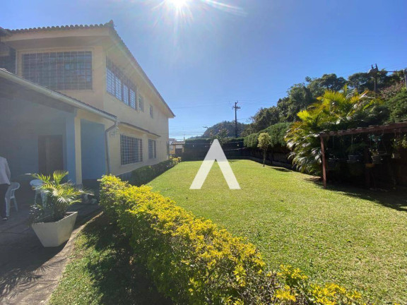 Casa com 5 Quartos à Venda, 300 m² em Comary - Teresópolis