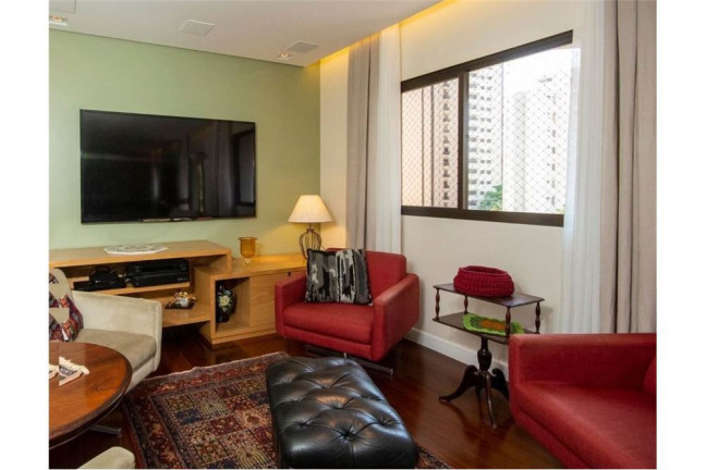 Imagem Apartamento com 4 Quartos à Venda, 200 m² em Moema - São Paulo