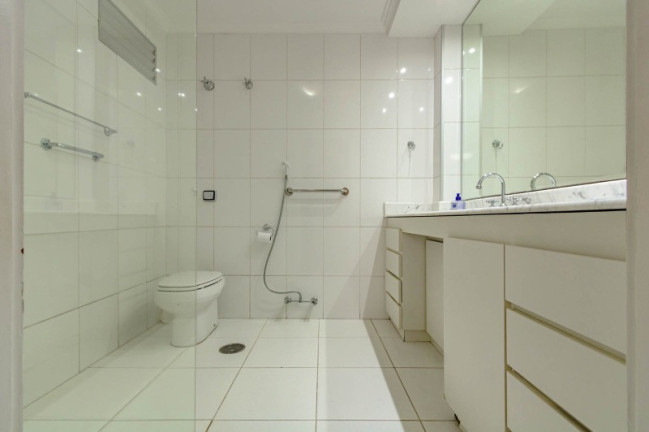 Imagem Imóvel com 3 Quartos à Venda, 166 m² em Itaim Bibi - São Paulo Imagem Imóvel com 3 Quartos à Venda, 166 m² em Itaim Bibi - São Paulo