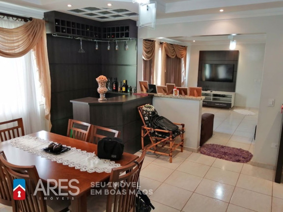 Casa com 3 Quartos à Venda, 395 m² em Parque Novo Mundo - Americana