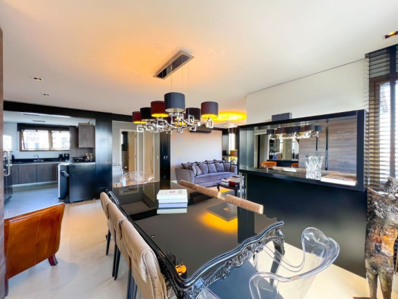 Apartamento com 3 Quartos à Venda, 160 m² em Moinhos De Vento - Porto Alegre