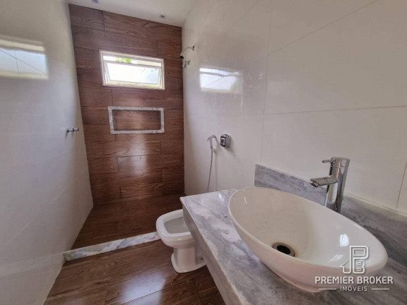 Imagem Casa com 4 Quartos à Venda, 230 m² em Albuquerque - Teresópolis