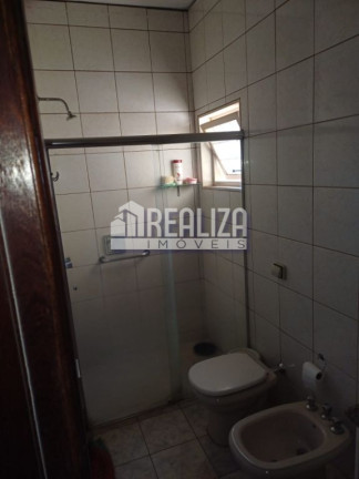 Imagem Sobrado com 3 Quartos à Venda, 180 m² em São Benedito - Uberaba Imagem Sobrado com 3 Quartos à Venda, 180 m² em São Benedito - Uberaba
