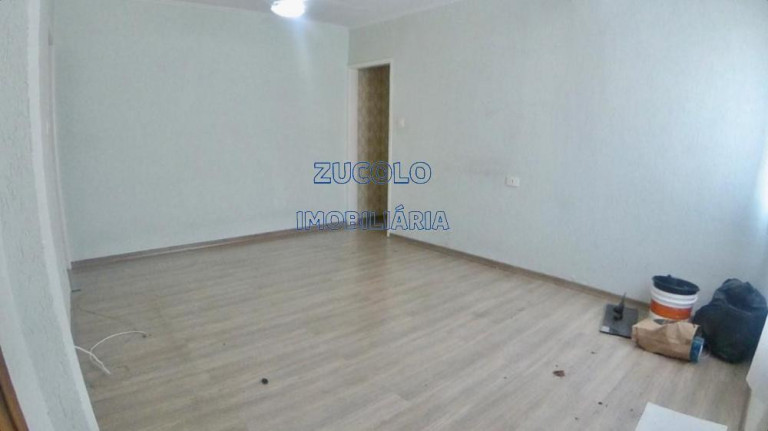 Casa com 2 Quartos à Venda, 394 m²