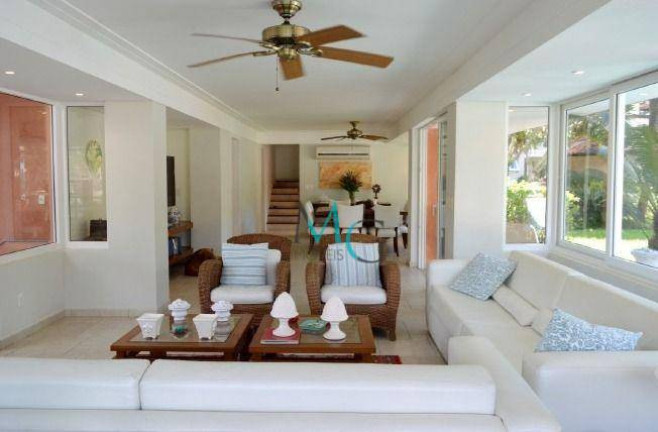 Imagem Casa com 5 Quartos à Venda, 380 m² em Frade (cunhambebe) - Angra Dos Reis