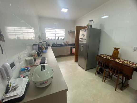 Imagem Casa com 3 Quartos à Venda, 130 m² em Embaré - Santos